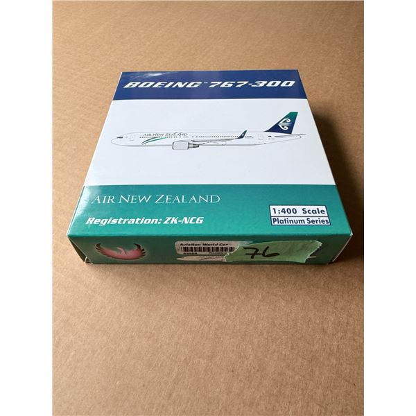 AIR NEW ZEALAND BOEING 767-300 1:400 SCALE MODEL AIRPLANE DIECAST