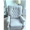 Image 1 : GRAY TUFTED UPHOLSTERED RECLINER ARMCHAIR