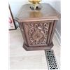 Image 3 : PAIR OF CARVED WOOD RECTANGULAR AND OCTAGONAL END TABLES