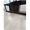 Image 1 : WOOD CONSOLE TABLE WITH CARVED DOORS