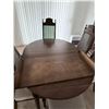 Image 3 : EXPANDABLE WOOD DINING TABLE WITH CHAIRS AND 1 LEAF