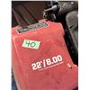 Image 2 : BRIGGS & STRATTON SNOWBLOWER USED ONE SEASON