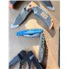 Image 3 : MIXED LOT OF GERBER KNIVES AND LEATHERMAN MULTITOOLS WITH POUCHES