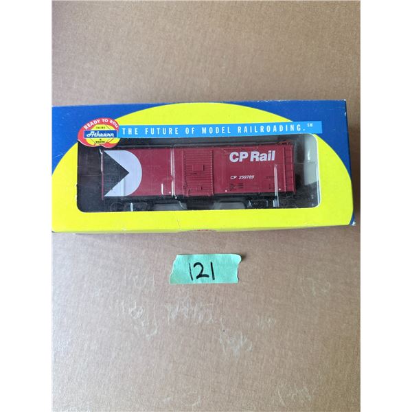 AHM CP RAIL MODEL TRAIN BNIB