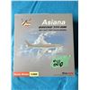 Image 1 : ASIANA BOEING 777-200 1:500 DIECAST MODEL AIRPLANE