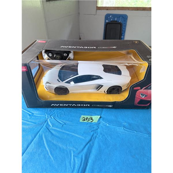 RASTAR AVENTADOR LP 700-4 1:14 DIECAST MODEL CAR