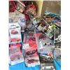 Image 4 : MIXED LOT OF ASSORTED DIECAST MODEL CARS IN PACKAGES