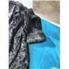 Image 4 : BLACK FUR-LINED LAURA PLUS COAT 3/4 LENGTH