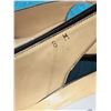 Image 4 : LIZ CLAIBORNES BLACK WOMENS SLINGBACK HEELS (SIZE 8)