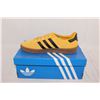 Image 2 : Adidas Montreal RM (Creyel/Cblack/Gum5)