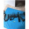 Image 1 : QUEST COMPOUND BOW WITH ARROWS AND CAMOUFLAGE CASE LEFT HANDED