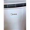 Image 4 : MIDEA PORTABLE AIR CONDITIONER WITH REMOTE AND ATTACHMENTS