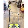 Image 5 : RYOBI 40 V BRUSHLESS CORDLESS LAWN MOWER WITH BATTERIES & CHARGER