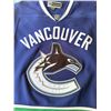 Image 3 : REEBOK VANCOUVER CANUCKS HOCKEY JERSEY WOMENS M/M