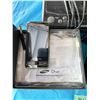 Image 2 : MIXED LOT BINOCULARS RADIO SAMSUNG OMNIA PHONE PACKAGE