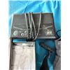 Image 3 : MIXED LOT BINOCULARS RADIO SAMSUNG OMNIA PHONE PACKAGE