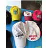 Image 4 : MIXED LOT OF SPORTS AND BRANDED FAN CAPS