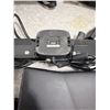 Image 5 : XBOX 360 CONSOLE LOT WITH CONTROLLER KINECT AND CABLES