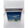 Image 1 : KOREAN AIR BOEING 747-400 DIECAST MODEL AIRPLANE