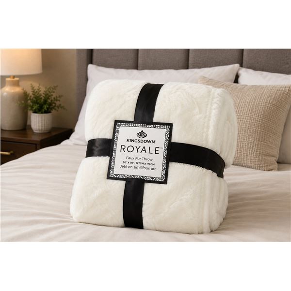 Kingsdown Royale Plush Throw - Ivory