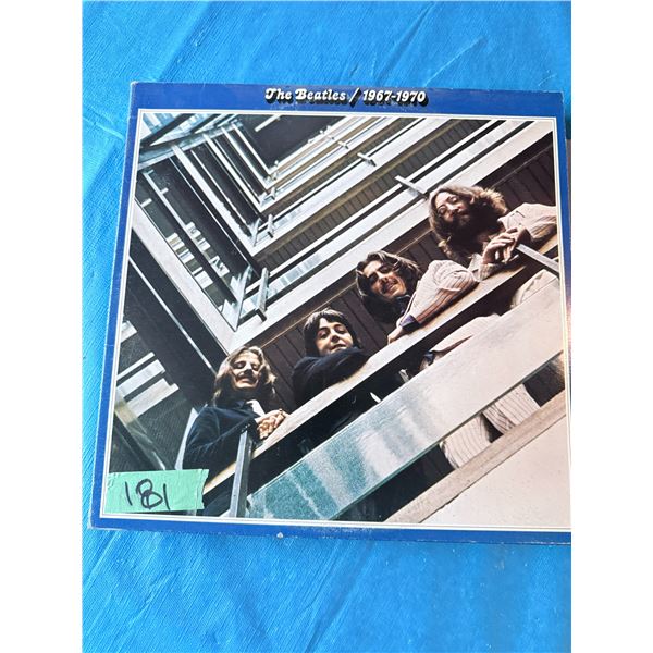THE BEATLES 1967-1970 VINYL RECORD