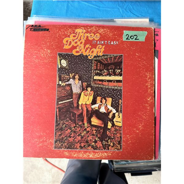 THREE DOG NIGHT IT AIN'T EASY VINYL RECORD