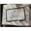 Image 2 : Kingsdown Royale 3-Piece Beige & Ivory Duvet Cover Set – Queen Size