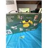 Image 2 : EUREKA ENVIRO STEAMER 350A PRESSURIZED HAND STEAM CLEANER BRAND NEW