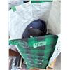 Image 1 : ASSORTED BRANDED FAN BASEBALL CAPS