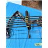 Image 3 : COMPOUND BOW LOT WITH ARROWS LEFT HANDED BRAND NEW