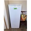 Image 1 : AMANA UPRIGHT FREEZER14-16 CU.FEET