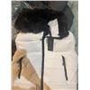 Image 3 : Supply & Demand Orrion parka Jacket (white/black)- Size Small