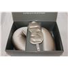 Image 5 : Pur Beauty Sleep on the Run Travel Set (Taupe or Champagne-Beige)