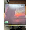 Image 1 : BOB SEGER & THE SILVER BULLET BAND THE DISTANCE VINYL RECORD