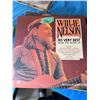 Image 1 : WILLIE NELSON HIS VERY BEST DELUXE TWO RECORD SET VINYL RECORD
