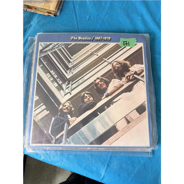THE BEATLES 1967-1970 VINYL RECORD
