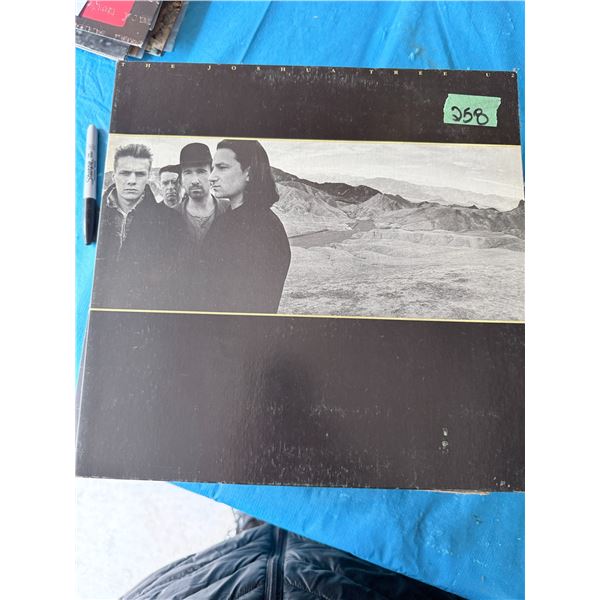 U2 THE JOSHUA TREE VINYL RECORD