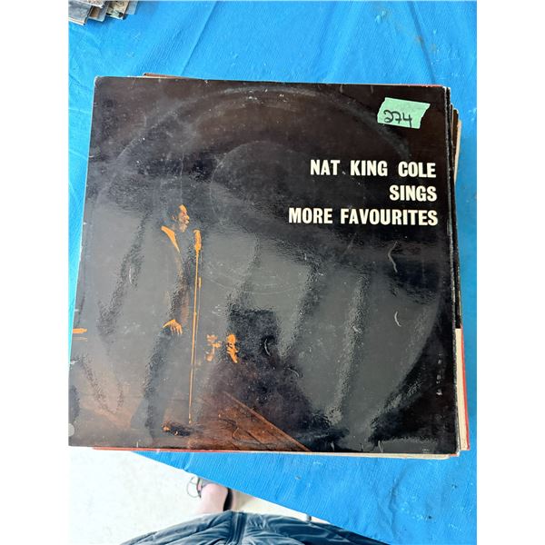 NAT KING COLE SINGS MORE FAVOURITES VINYL RECORD