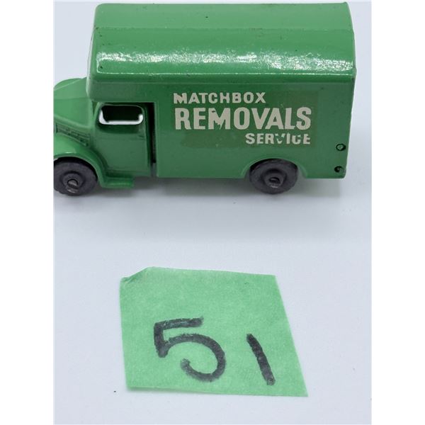 LESNEY/MATCHBOX NO. 42B BEDFORD REMOVAL VAN – MATCHBOX REMOVALS SERVICE