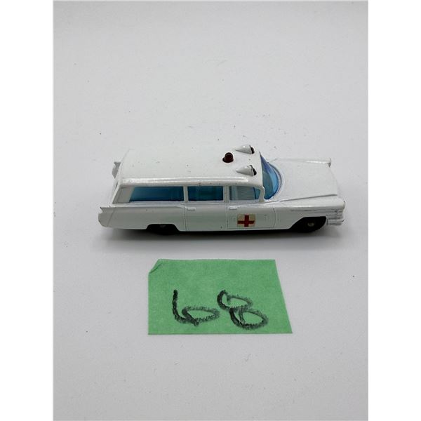 LESNEY/MATCHBOX NO. 54 S&S CADILLAC AMBULANCE