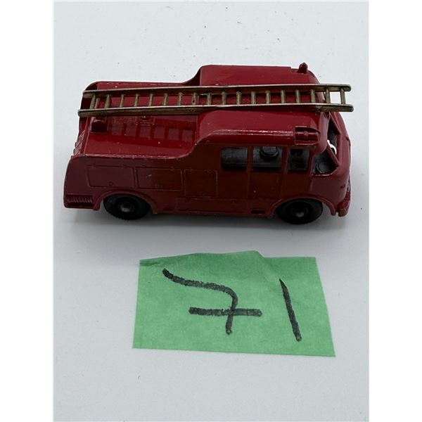 LESNEY/MATCHBOX NO. 9 MERRYWEATHER MARQUIS FIRE ENGINE