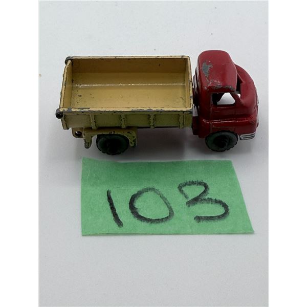 LESNEY/MATCHBOX NO. 40 BEDFORD TIPPER TRUCK