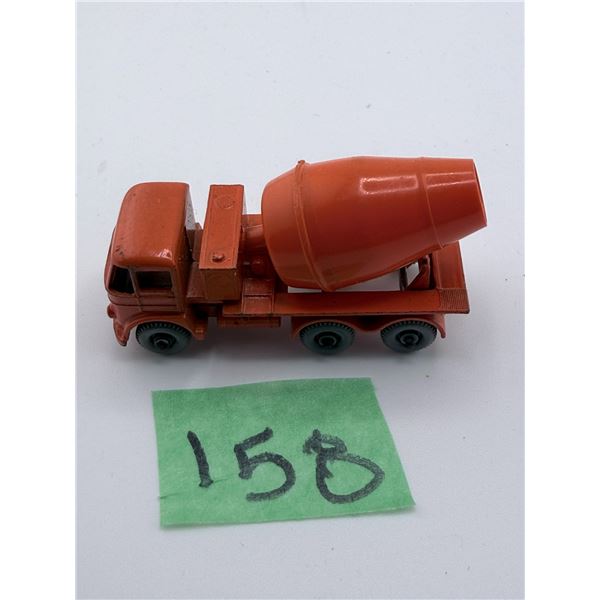 LESNEY/MATCHBOX NO. 26 FODEN CEMENT MIXER