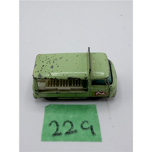 LESNEY/MATCHBOX NO. 21 COMMER BOTTLE FLOAT DIECAST