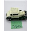 Image 3 : LESNEY/MATCHBOX NO. 73 MODEL A FORD DIECAST