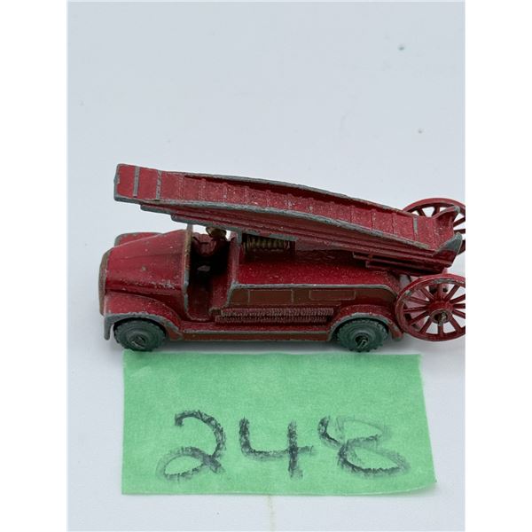 LESNEY/MATCHBOX NO. 9A DENNIS FIRE ESCAPE DIECAST
