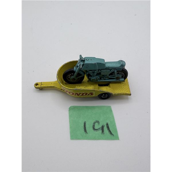 LESNEY/MATCHBOX NO. 38 HONDA MOTORCYCLE WITH TRAILER
