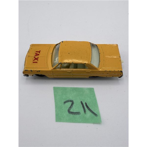 LESNEY/MATCHBOX NO. 20 CHEVROLET IMPALA TAXI DIECAST