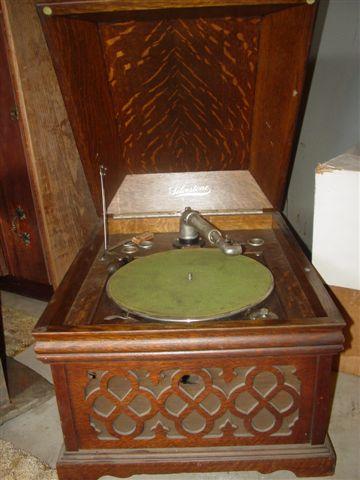 Sears Silvertone Table Model Phonograph Quartersawn Oak Cabinet No Sears Silvertone Table Model Phonograph Quartersawn Oak Cabinet No Reproducer Loading Zoom
